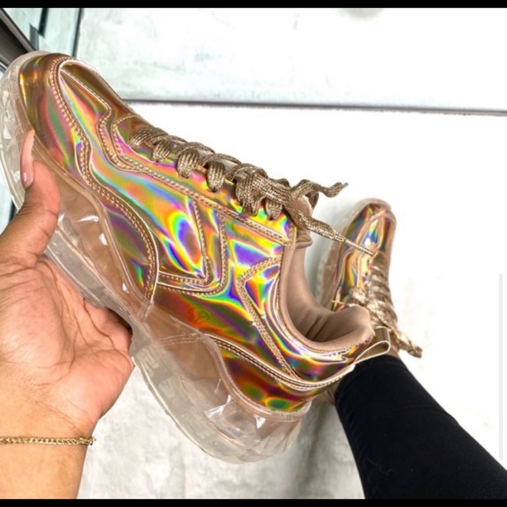 NIB! Rose gold holographic sneakers size 6 - Picture 7 of 7